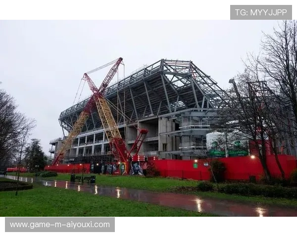 利物浦重建中场，利物浦重启球场扩建计划